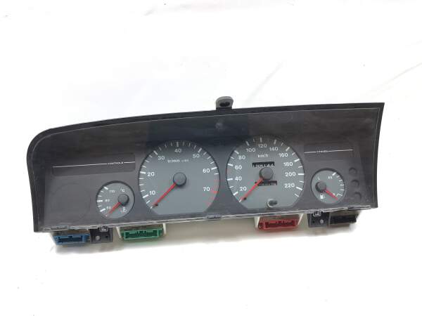 Citroent Xantia x1 speedometer tachometer instrument cluster 9613656080