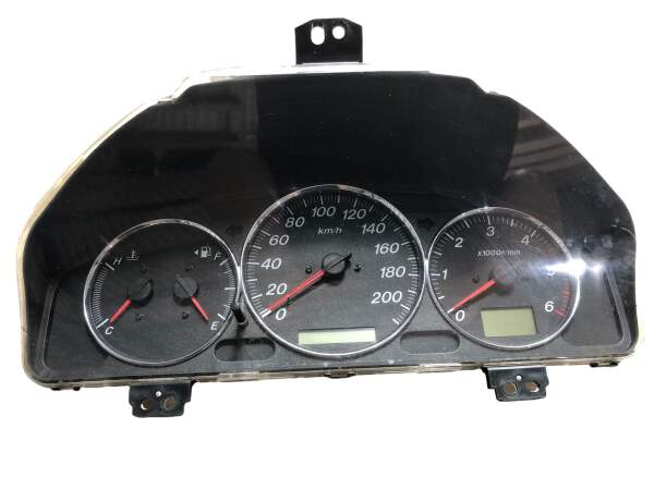 Speedometer tachometer instrument 228524km 2.0 Di le5955430 Mazda mpv ii 2 99-05