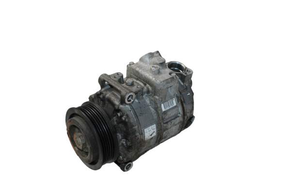 Klimakompressor Kompressor AC 2.0 TDi 103 KW 7E0820803F VW T5 Multivan 4 Motion
