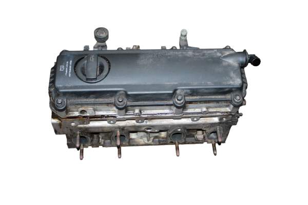 Cylinder head engine 1.6 16v 75 kw gasoline 06b103373t vw golf iv 4 97-03