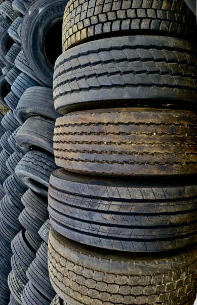 Used truck tires Tyre casings EXPORT Africa South America Dom.Republic Romania England Georgia Poland #1
